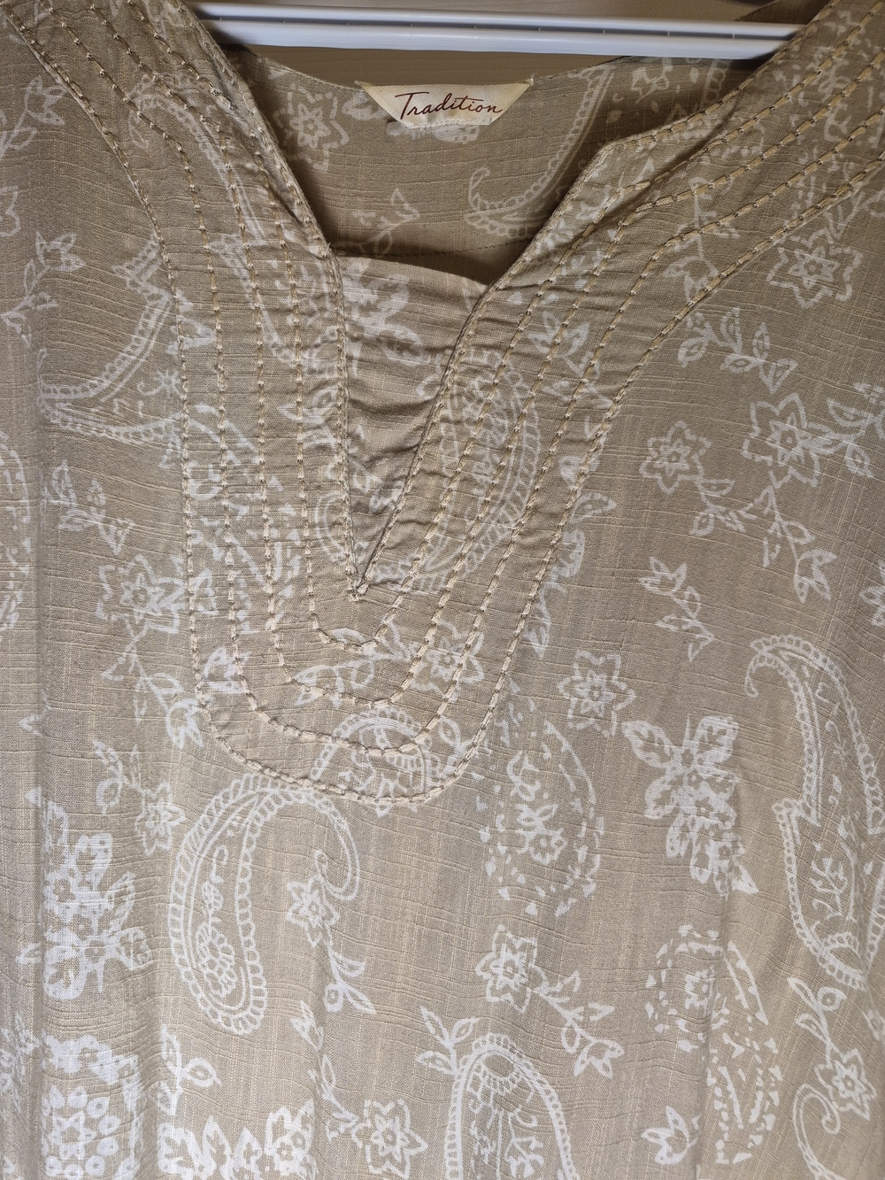 Tradition Beige Paisley V-Neck Tunic Top